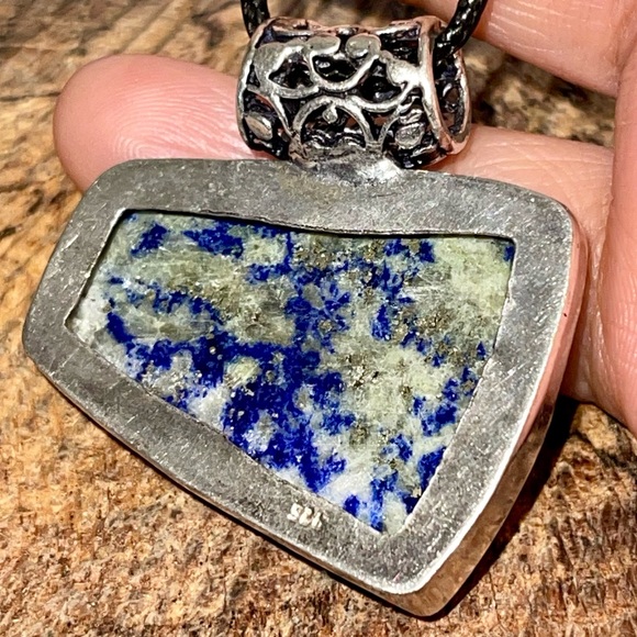 Lapis Lazuli Pendant 1 7/8” - Picture 5 of 9